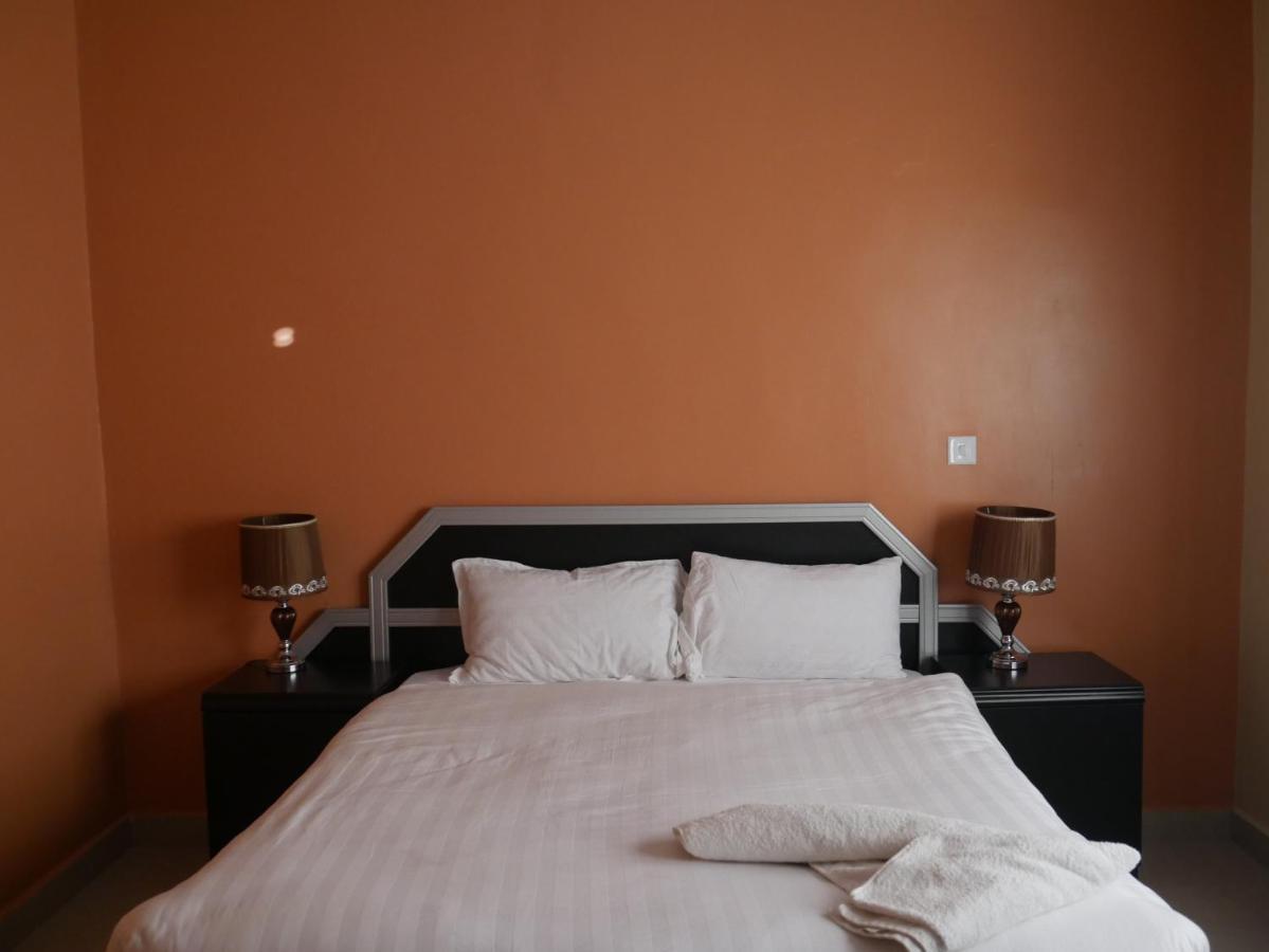 The Escape Lodge ลุซากา ภายนอก รูปภาพ