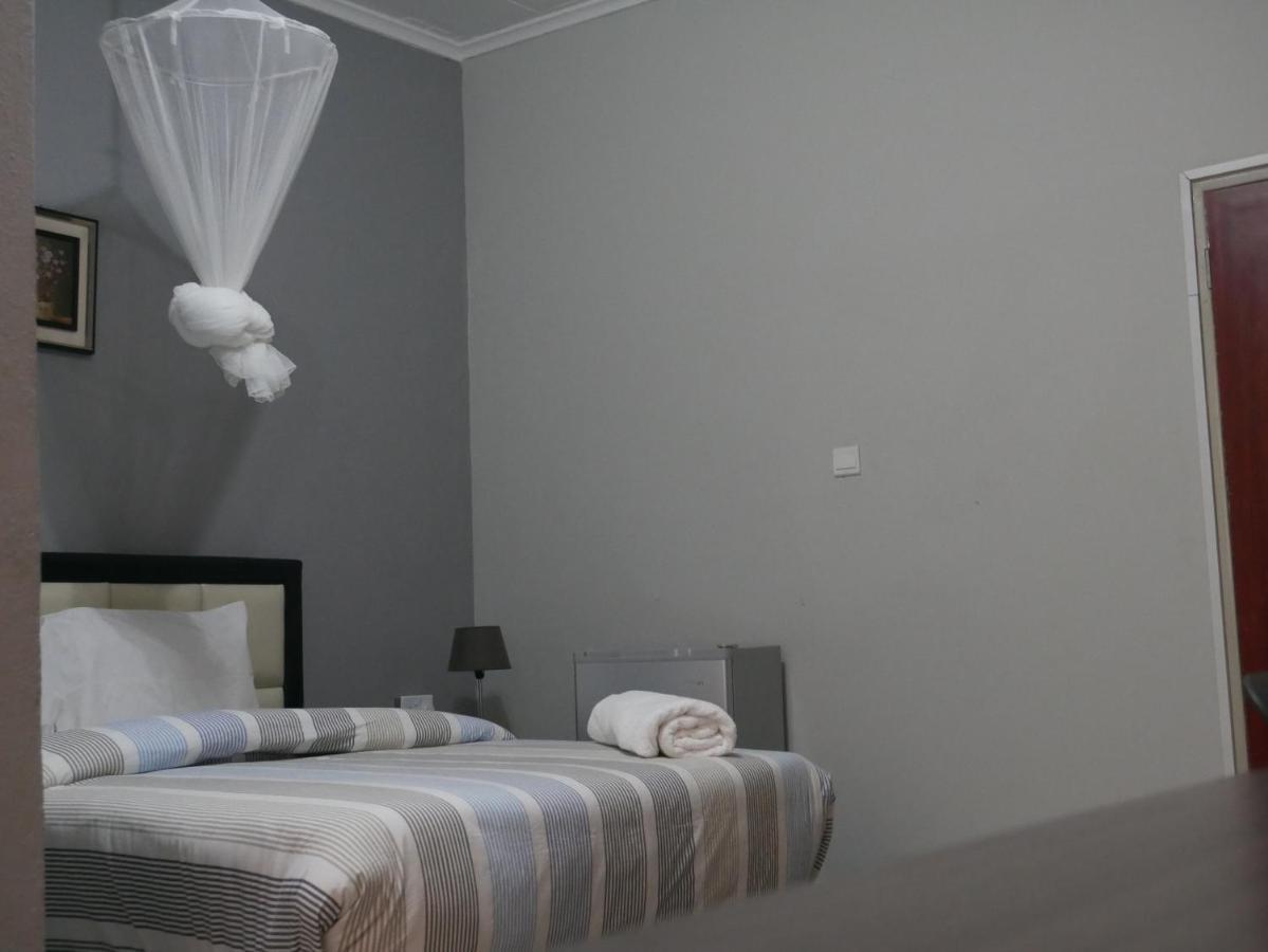 The Escape Lodge ลุซากา ภายนอก รูปภาพ